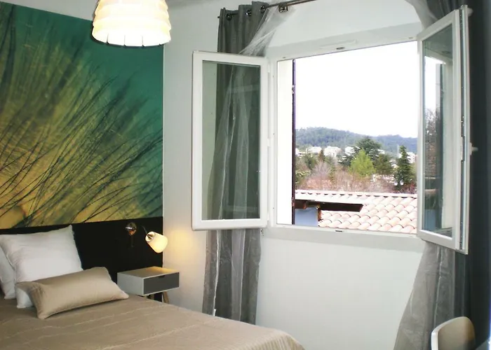 2 Chemin Neuf Balcon * Gréoux-les-Bains